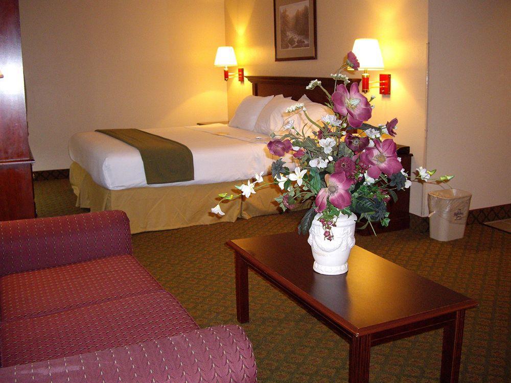 Country Inn & Suites By Radisson, Dunn, Nc Quarto foto